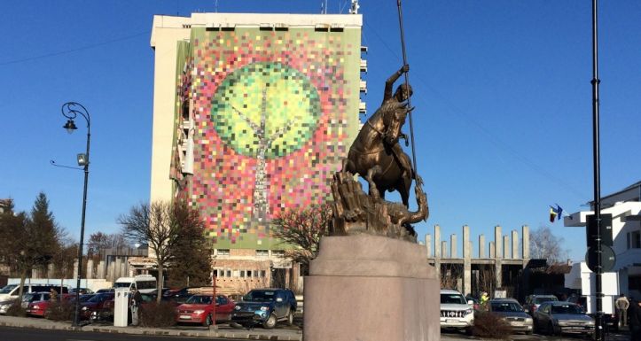 Sok a pályázó a sepsiszentgyörgyi művészeti központ tervezésére: korunk Kós Károlyát keresik